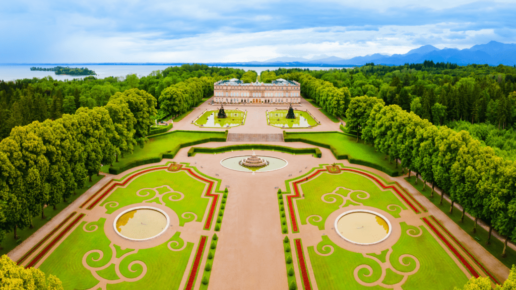 Photo of the Herrenchiemsee Palace which can be visited with the Bavarian Castle Pass