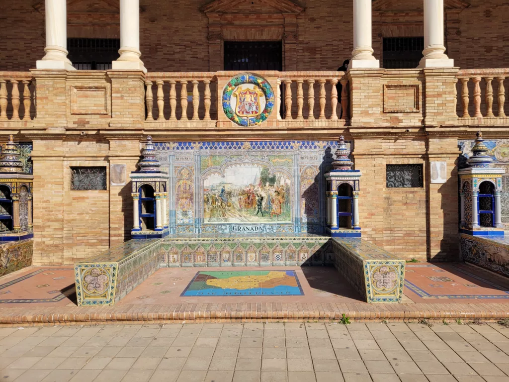 Alcove at Plaza de Espana honoring Granada